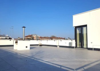 WhatsApp Image 2025-02-27 at 09.32.36 (1).jpeg - Three-room apartment Via Alcide de Gasperi, Parma (neighborhood Cittadella) - photo 4