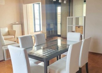 WhatsApp Image 2025-02-27 at 10.30.46.jpeg - Three-room apartment Via Alcide de Gasperi, Parma (neighborhood Cittadella) - photo 13