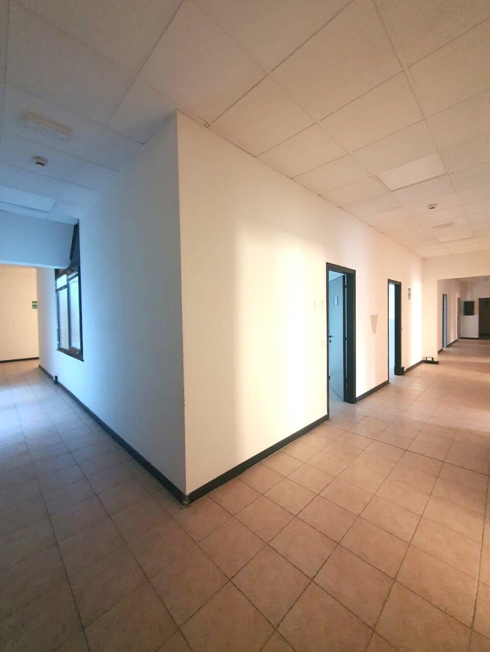 WhatsApp Image 2025-02-06 at 15.50.01.jpeg - Ufficio Via Emilia Est 210, Parma (zona San Lazzaro) - foto 3