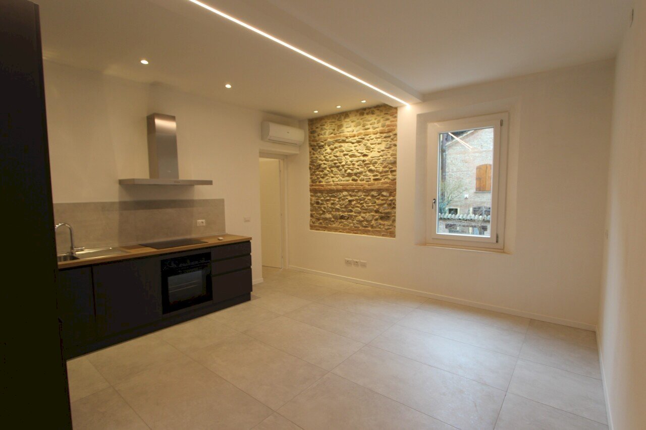 IMG_9314.JPG - Four-room apartment Piazza Giuseppe Garibaldi, Valsamoggia - photo 1