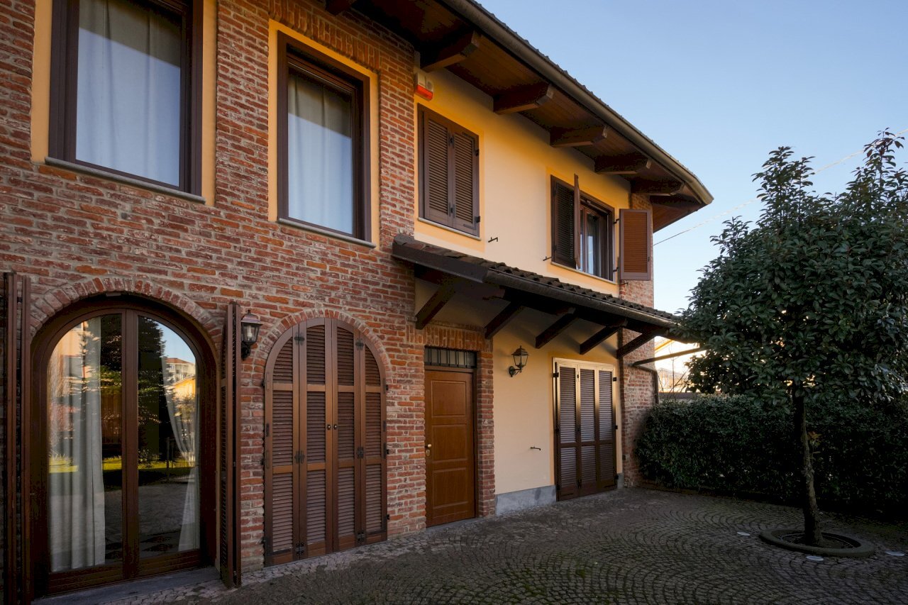 HD5.jpg - Casale Via Martiri della Libertà 28A, Beinasco - foto 1