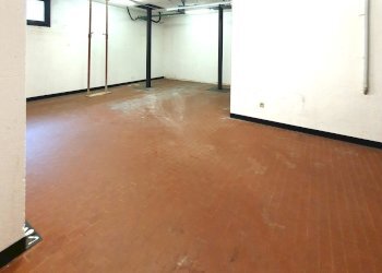 20250612_160247.jpg - Locale Commerciale VIA CORSICA, Brescia - foto 10