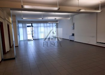 terrattetto-lucca-vendita-fusca_2.jpg - Ufficio Viale G. Puccini, Lucca - foto 1