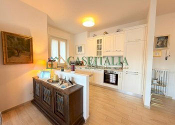 6.jpg - Appartamento Porto Ceresio - foto 6