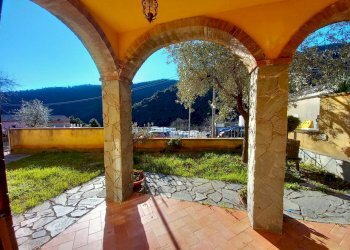 2.jpg - Porzione di casa Avegno - foto 2