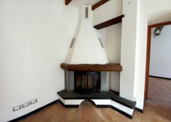 7.jpg - Porzione di casa Avegno - foto 6