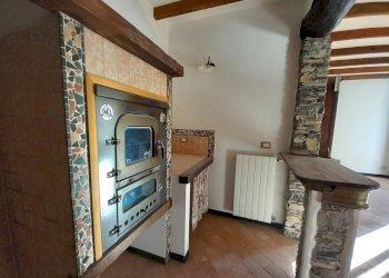 13.jpg - Porzione di casa Avegno - foto 11