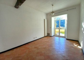 14.jpg - Porzione di casa Avegno - foto 12