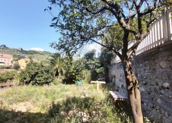 2.jpg - Trilocale Via Pastonchi, Riva Ligure - foto 4