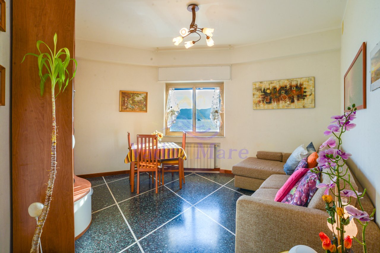 Corso V. Veneto-15.jpg - Four-room apartment Savona - photo 1