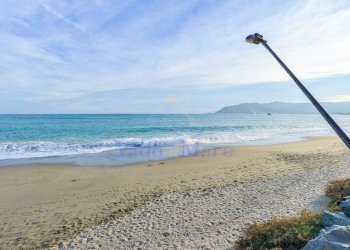 Corso V. Veneto-01.jpg - Quadrilocale Savona - foto 10