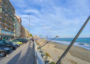 Corso V. Veneto-02.jpg - Quadrilocale Savona - foto 20