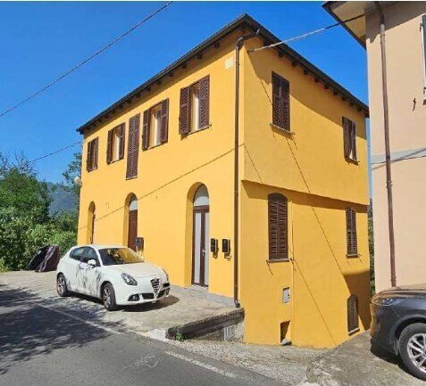 2.jpg - Independent house at auction Via Aldo Moro 22, Follo - photo 1