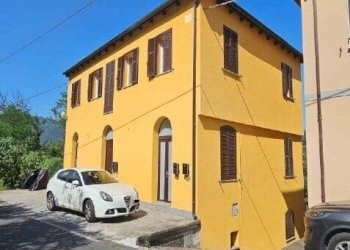 2.jpg - Casa indipendente all'asta Via Aldo Moro 22, Follo - foto 1