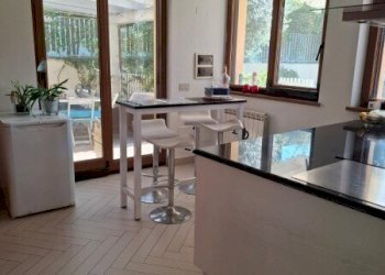 4.jpg - Casa semi indipendente Camaiore - foto 4