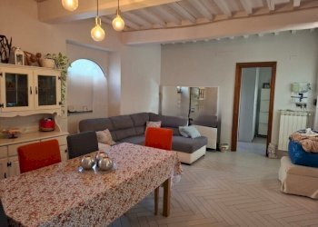 9.jpg - Casa semi indipendente Camaiore - foto 9