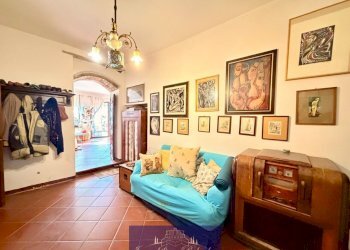 WhatsApp Image 2026-02-20 at 15.07.39 (8).jpeg - Townhouse Via di Carcheri, Lastra a Signa - photo 8