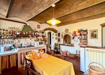 WhatsApp Image 2026-02-20 at 15.07.39 (13).jpeg - Townhouse Via di Carcheri, Lastra a Signa - photo 13