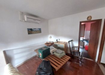 camera da letto - Villa Località Castagneta, Vernio - foto 13