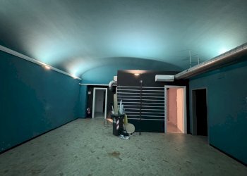 interni - Locale Commerciale Piazza del Duomo, Prato - foto 7