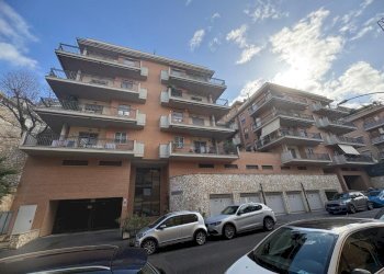 2.jpeg - Three-room apartment Via di Villa Braschi 5a, Tivoli - photo 2
