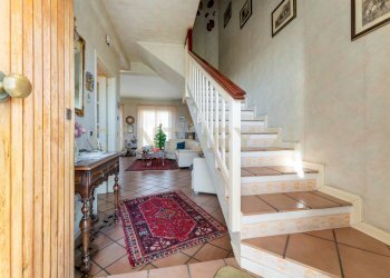 Via Giacomo Leopardi 1 (9).jpg - Casa semi indipendente Via G. Leopardi 1, Sant'Agata Li Battiati - foto 9