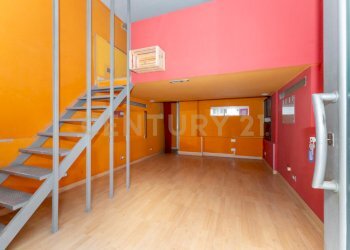 Via Padova 64 CT (4).jpg - Commercial Premises Via Padova 64, Catania - photo 1