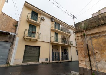 Via Archimede 100 (1).jpg - Trilocale Via Archimede SN, Carlentini - foto 2