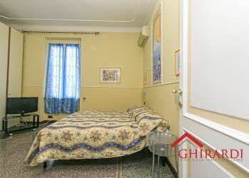 4.0 CAMERA 1.jpg - Appartamento Viale Carlo Canepa 17, Genova (zona Sestri Ponente) - foto 17