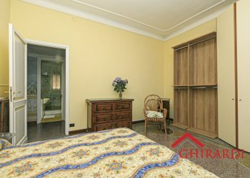 4.6 CAMERA 1.jpg - Appartamento Viale Carlo Canepa 17, Genova (zona Sestri Ponente) - foto 23