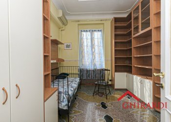 5.0 CAMERA 2.jpg - Appartamento Viale Carlo Canepa 17, Genova (zona Sestri Ponente) - foto 24