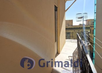 128.jpg - Trilocale Via Antonio Mancini 22, Napoli (zona Vomero) - foto 11