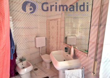 150.jpg - Trilocale Via Antonio Mancini 22, Napoli (zona Vomero) - foto 17