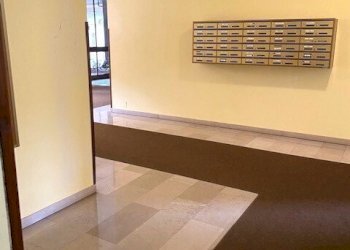 Interni condominiali - Ufficio Viale Innocenzo 19, Como - foto 5