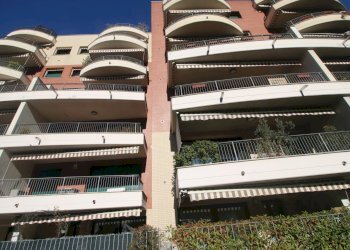facciata condominio - Trilocale Como - foto 18