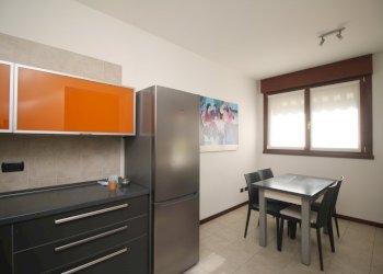 Cucina - Trilocale Como - foto 11