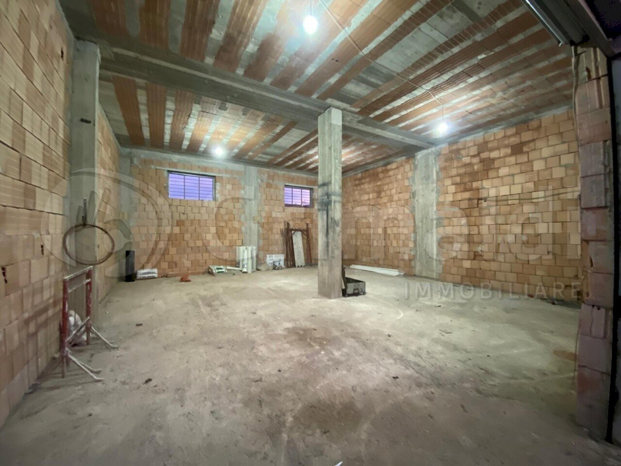 WhatsApp Image 2026-02-18 at 11.21.02.JPG - Box Giugliano in Campania - foto 2