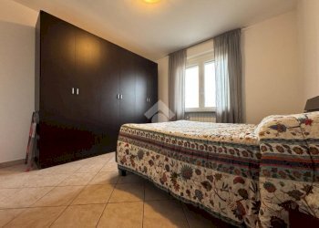 Bilocale Str. Privata Papa Giovanni Paolo II, Cameri - foto 10