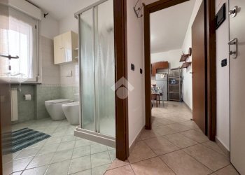 Bilocale Str. Privata Papa Giovanni Paolo II, Cameri - foto 19