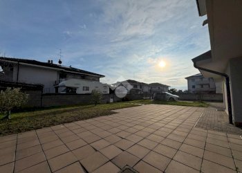 Bilocale Str. Privata Papa Giovanni Paolo II, Cameri - foto 33