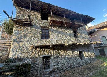 Rustico Frazione Plane, Nus - foto 1