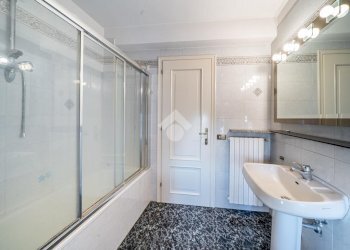 Casa indipendente Villa abbinata Via Fratelli Gastinelli, Reggio nell'Emilia - foto 32