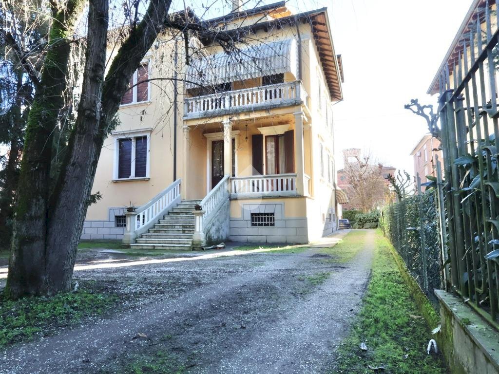 Porzione di casa Via Guido Riccio Fogliani, Reggio nell'Emilia - foto 2
