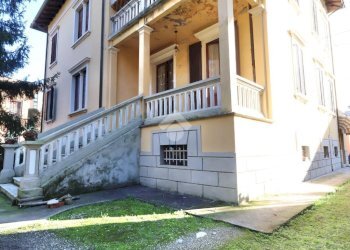Porzione di casa Via Guido Riccio Fogliani, Reggio nell'Emilia - foto 1