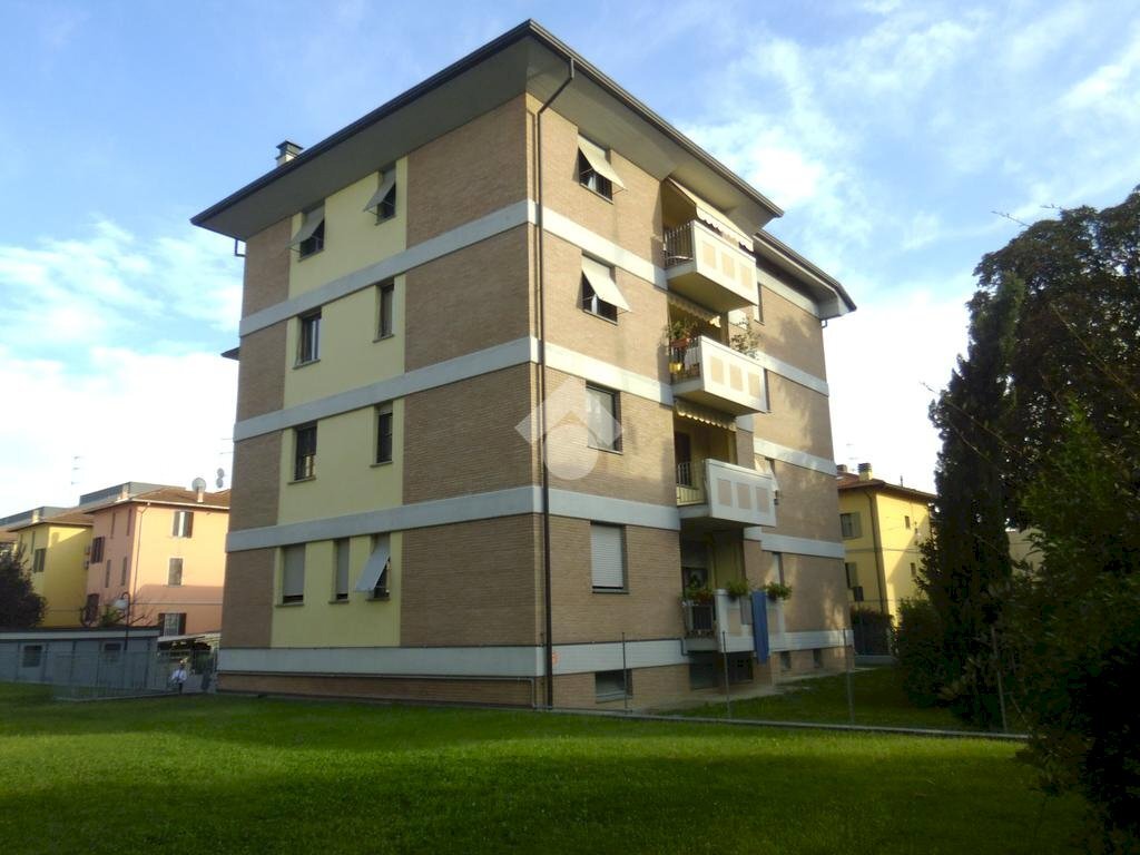 Box Strada Alessandria, Parma (neighborhood San Leonardo) - photo 1