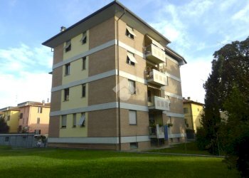 Box Strada Alessandria, Parma (zona San Leonardo) - foto 1