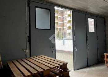 Box Strada Alessandria, Parma (zona San Leonardo) - foto 31