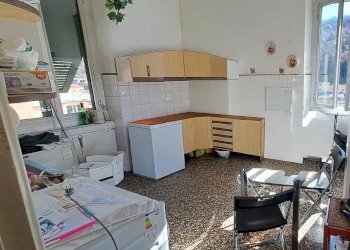Trilocale via Vezzani, Genova (zona Rivarolo) - foto 2