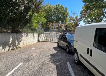 Negozio Via Santina Campana, Pescara - foto 3