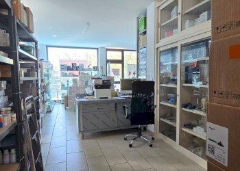 Negozio Via Santina Campana, Pescara - foto 5